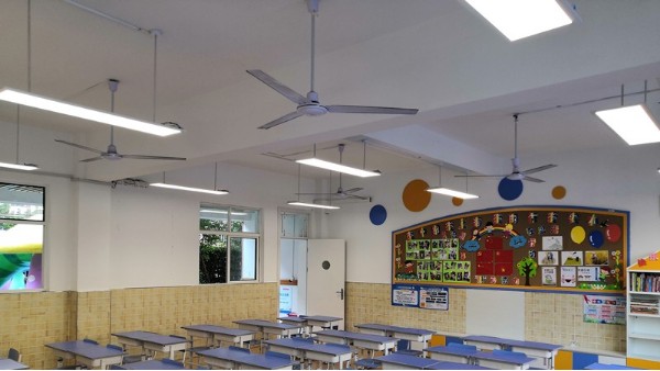 <i style='color:red'>预防青少年近视</i>，学校需从护眼健康的教室照明开始